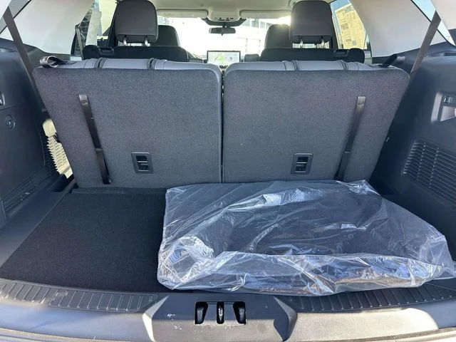 New 2026 Carbonized Gray Metallic Ford Active image 5