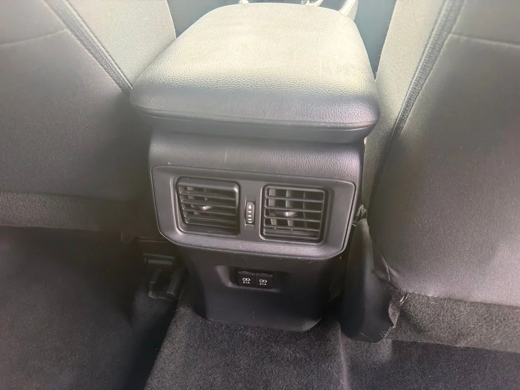 Used 2019 White Toyota XLE image 42
