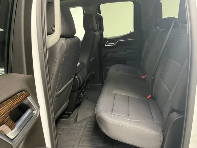Used 2023 White GMC SLE image 40