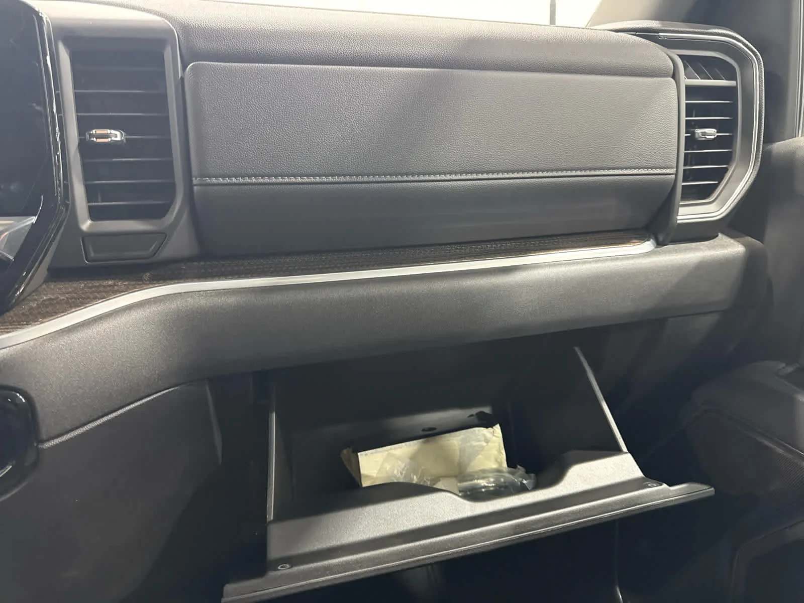 Used 2026 Summit White Chevrolet LT image 20