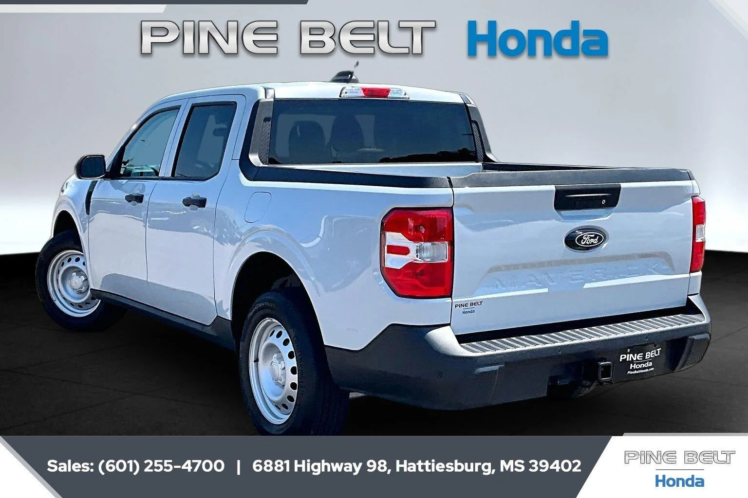 Used 2025 Space White Ford XL image 2