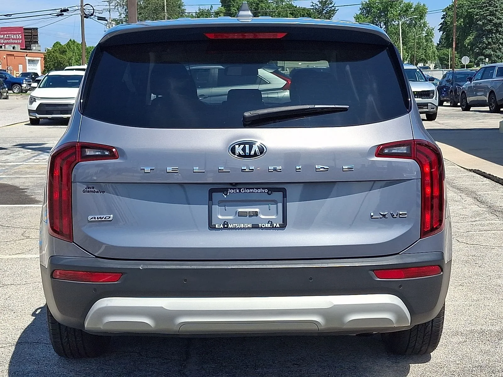 Used 2020 Silver Kia LX image 3