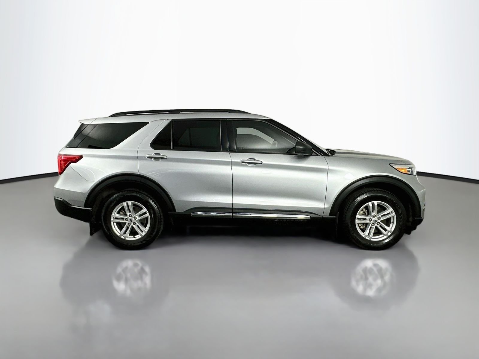 Used 2022 Silver Metallic Ford XLT image 7