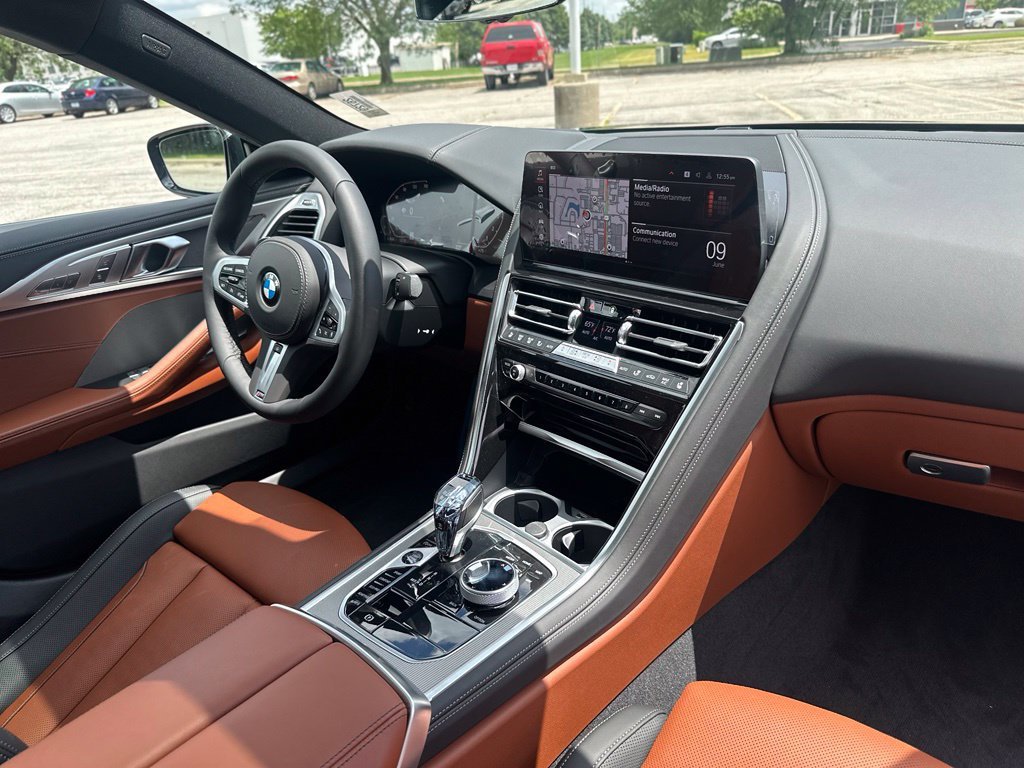 2026 BMW 8 Series 840i - Photo 25
