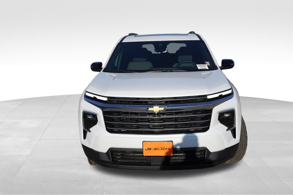 New 2027 Polar White Tricoat Chevrolet LT image 8