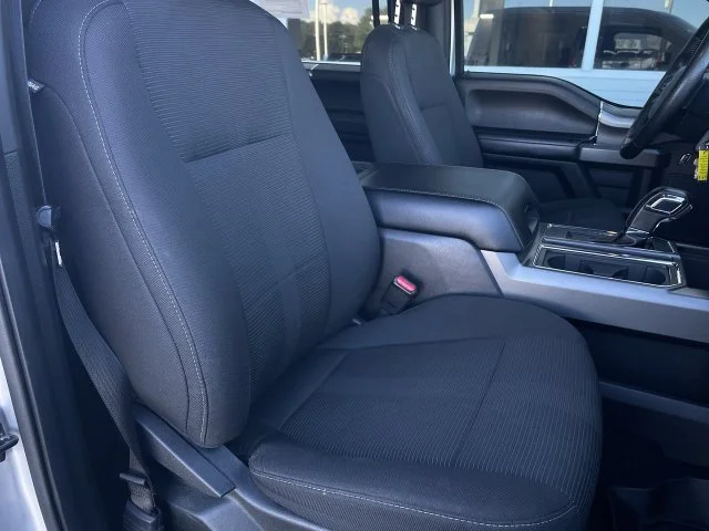 Used 2016 Silver Ford XLT image 25