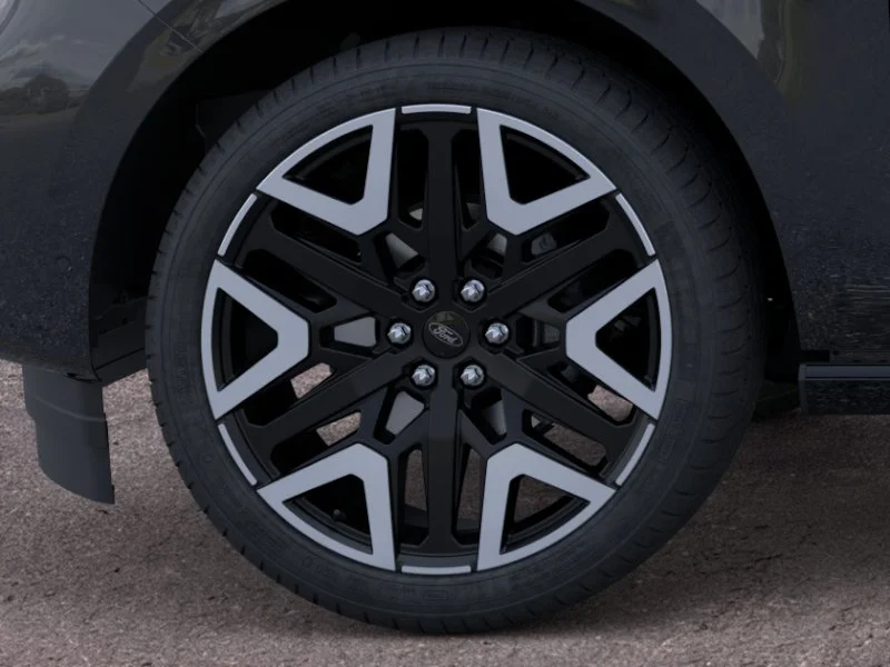 New 2026 Dark Matter Gray Metallic Ford MAX Platinum® image 97