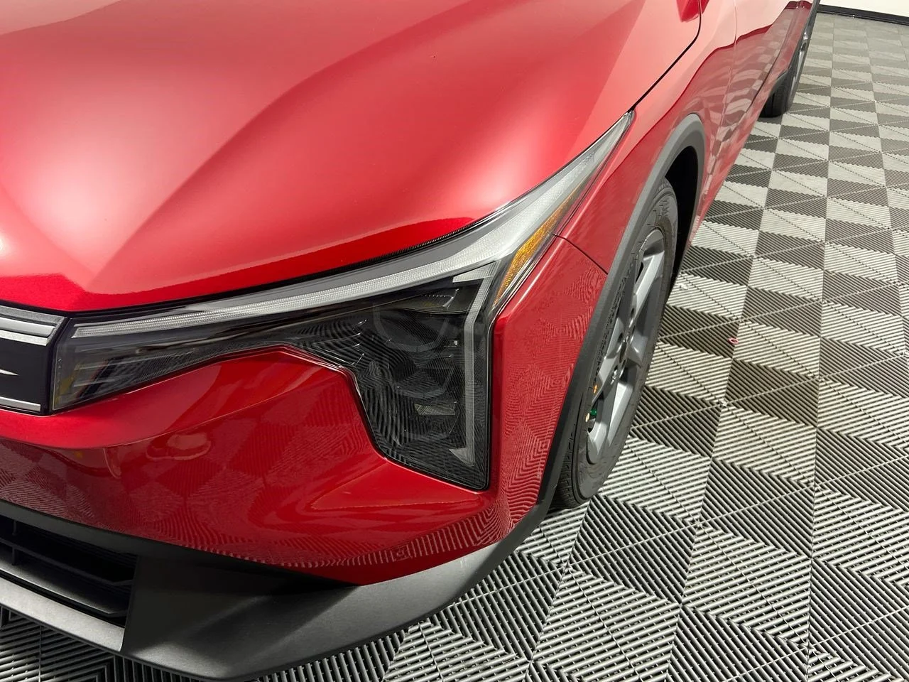 New 2026 Currant Red Kia LXS image 14