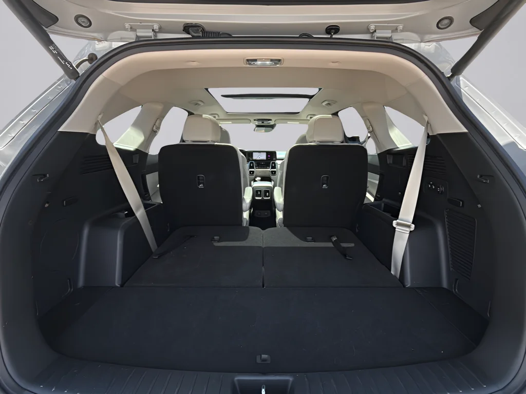 Used 2023 Wolf Gray Kia X-Line EX image 24