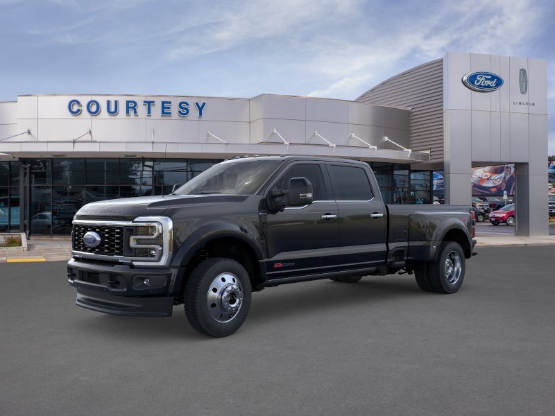 2026 Ford F-450 Platinum 4x4 Crew Cab 8' Box DRW's photo