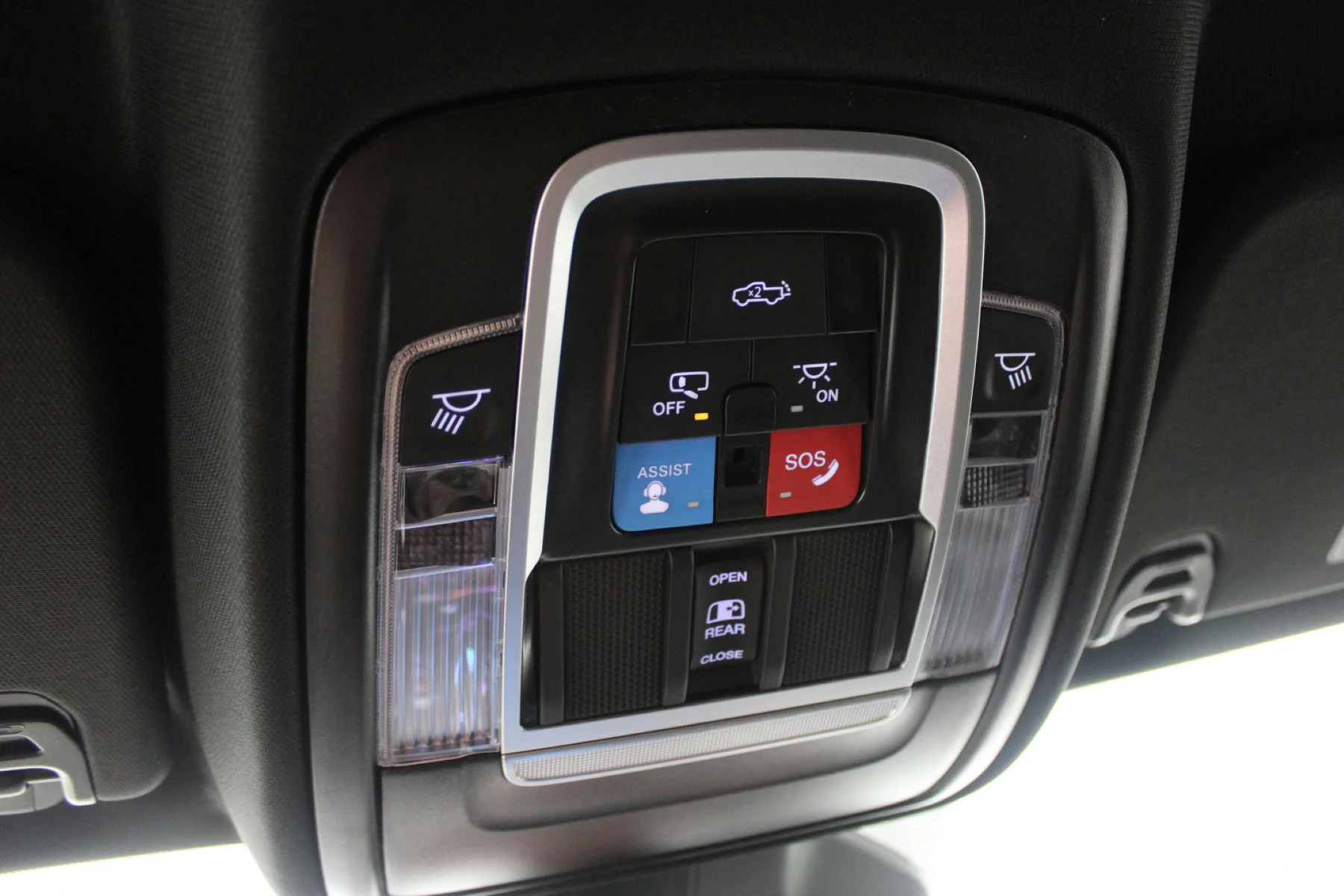 2026 RAM 1500 Laramie - Photo 14