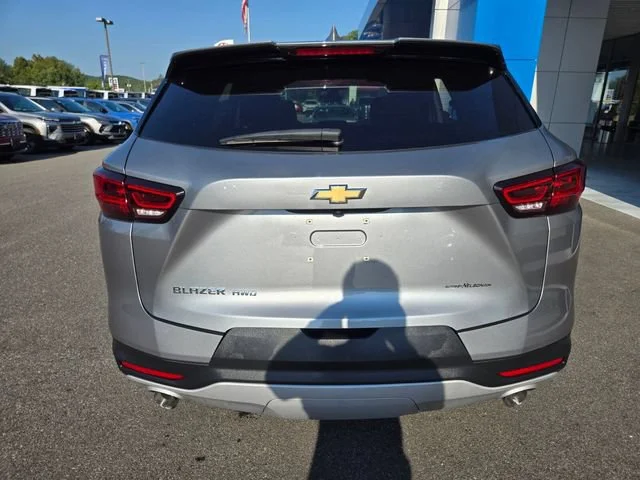 Used 2025 Sterling Gray Metallic Chevrolet 2LT image 7