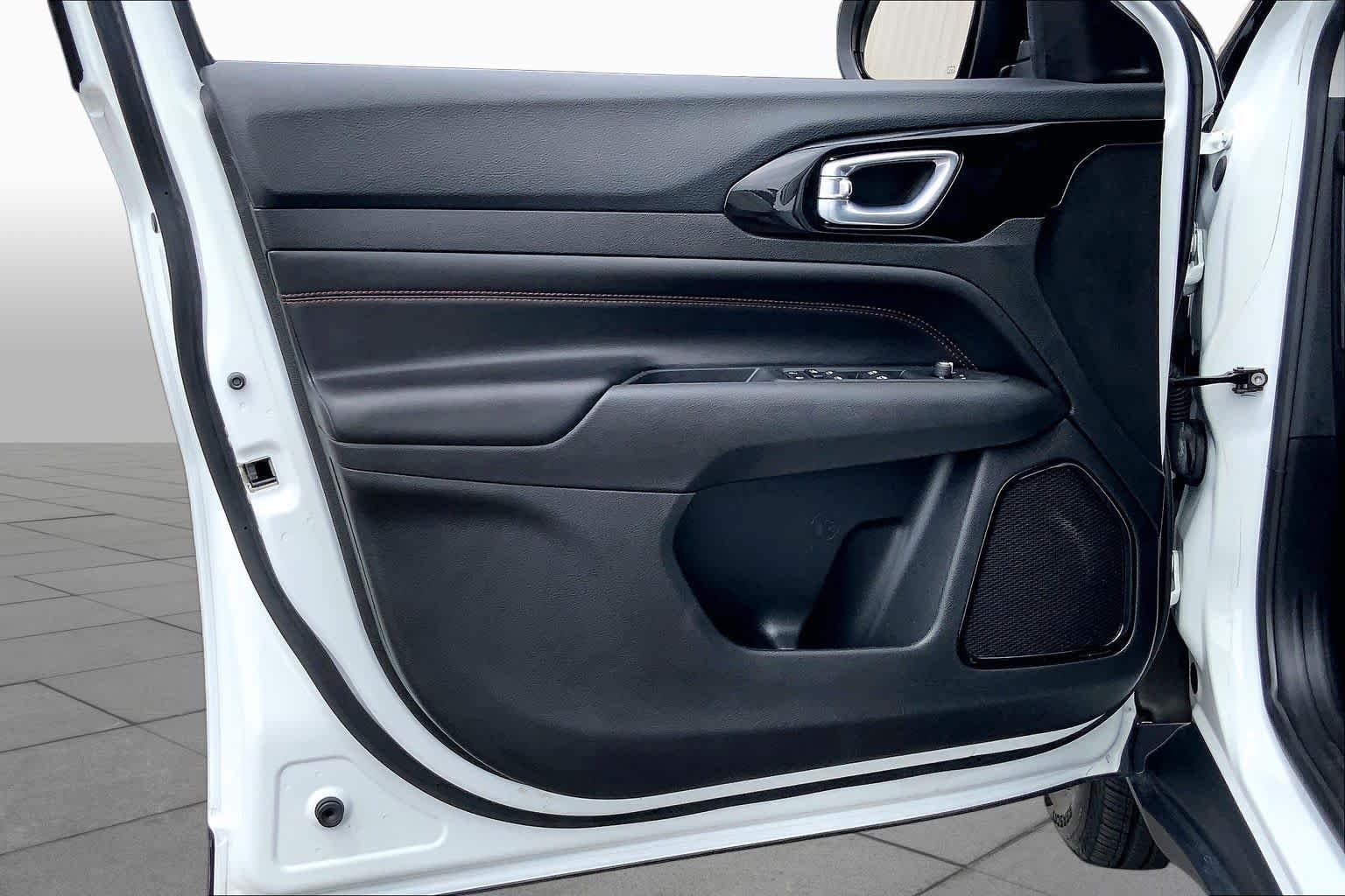Used 2022 Bright White Clearcoat Jeep Trailhawk image 22