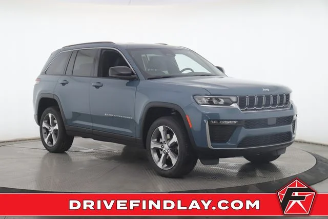 New 2026 Steel Blue Exterior Paint Jeep Limited image 1
