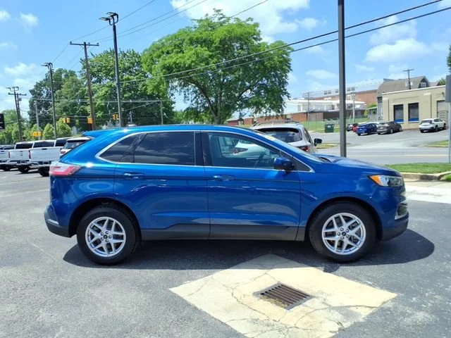 2023 Ford Edge SEL - Photo 3