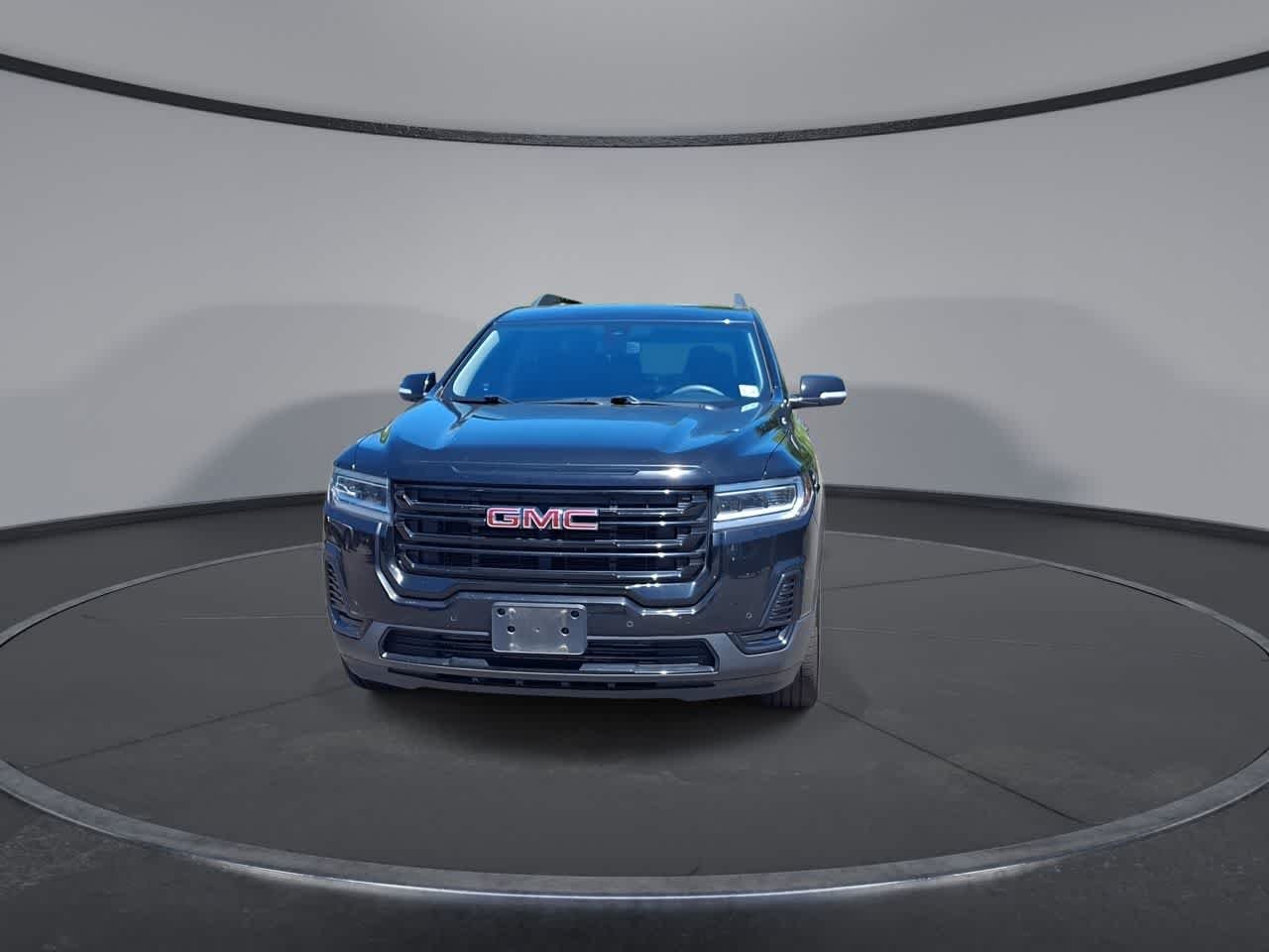Certified Used 2023 Ebony Twilight Metallic GMC SLE image 3