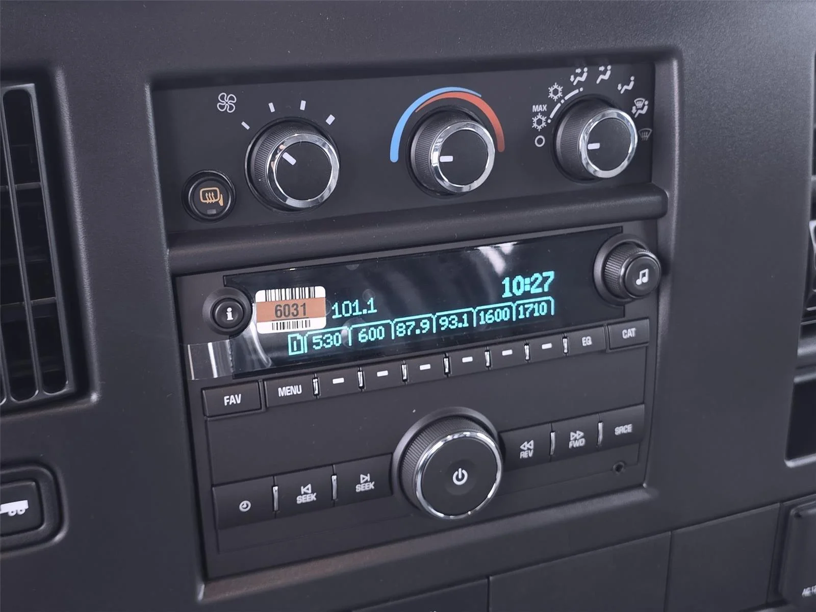 2026 Chevrolet Express Cargo Work Van - Photo 13