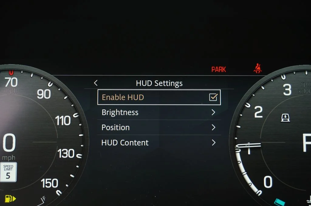 New 2026 Woolstone Green Land Rover X-Dynamic SE image 18
