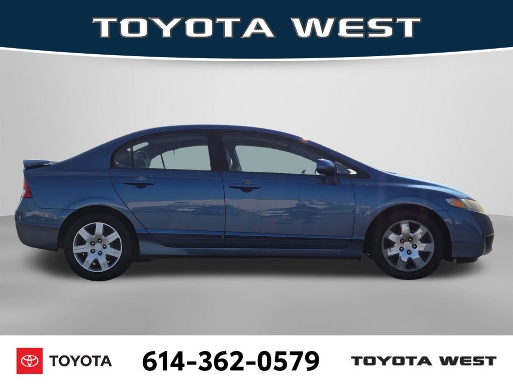 Used 2011  Honda LX image 4
