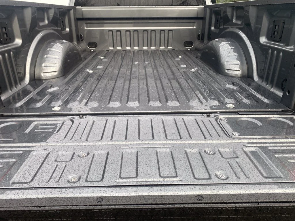 New 2026 Gray Ford Lariat image 31