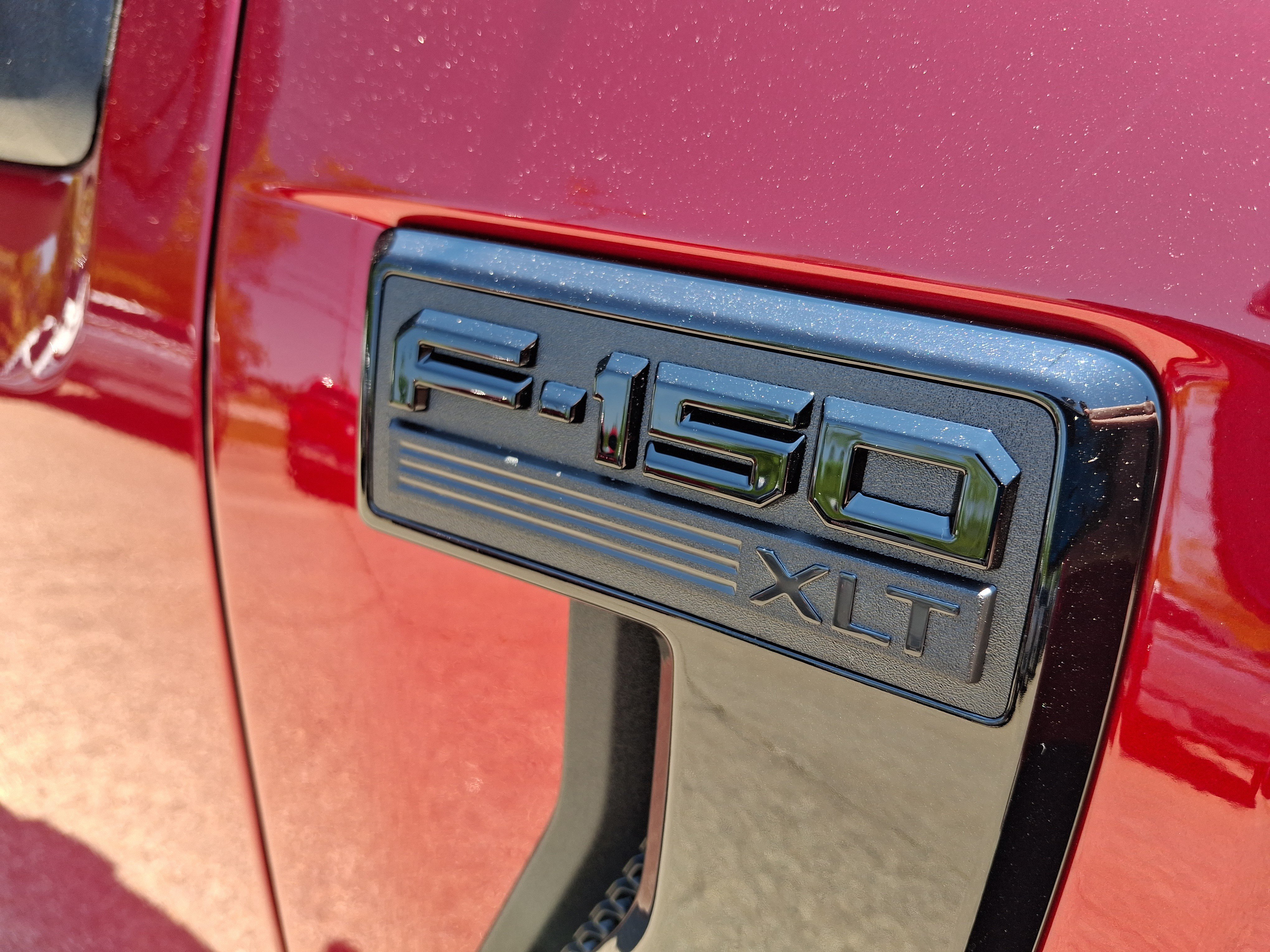 New 2026 Ruby Red Metallic Tinted Clearcoat Ford XLT image 17