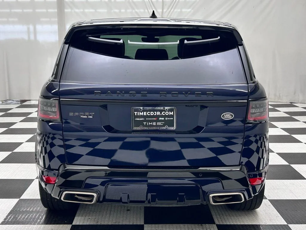 Used 2020 Blue Land Rover HSE Dynamic image 6