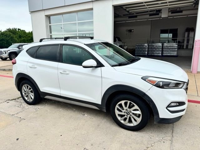 Used 2018 White Hyundai SEL Plus image 10