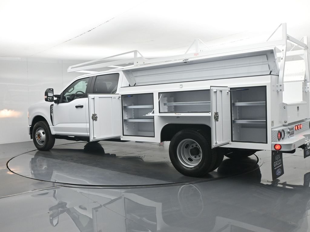 New 2026 Oxford White Ford XL image 37