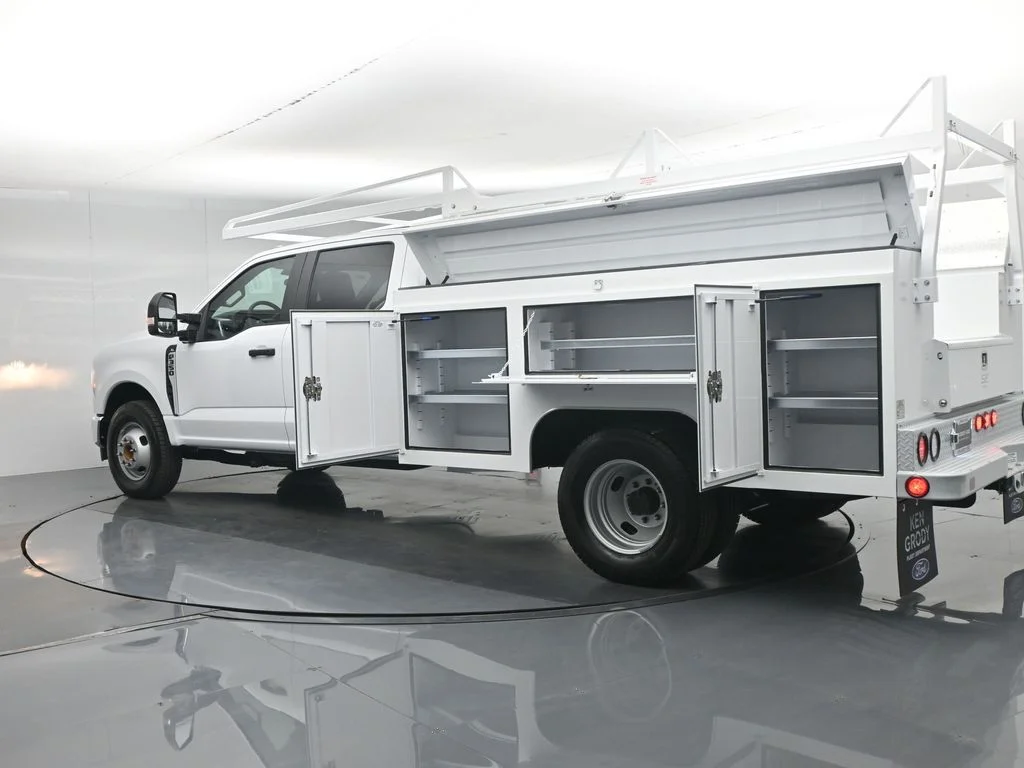 New 2026 White Ford XL image 37