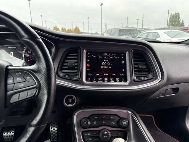 Used 2016 Pitch Black Clearcoat Dodge R/T Plus Shaker image 15