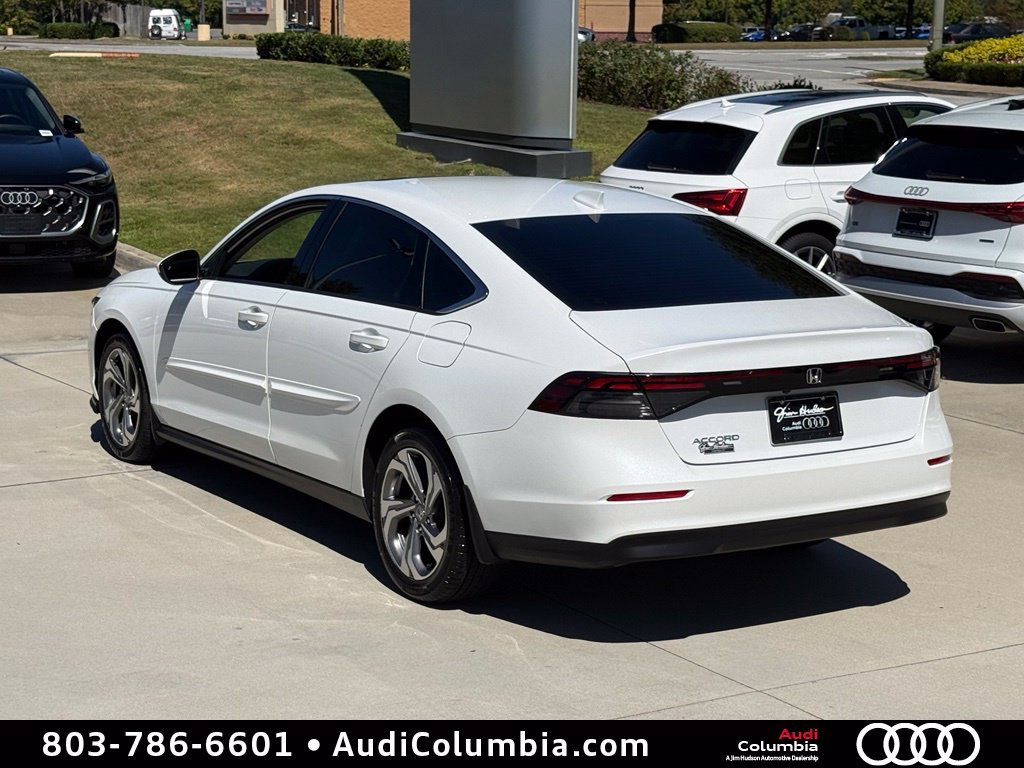 Used 2024  Honda EX image 11