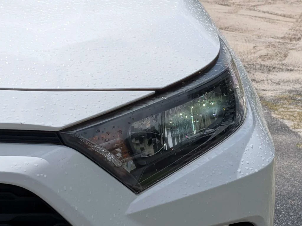 Used 2021 White Toyota LE image 9
