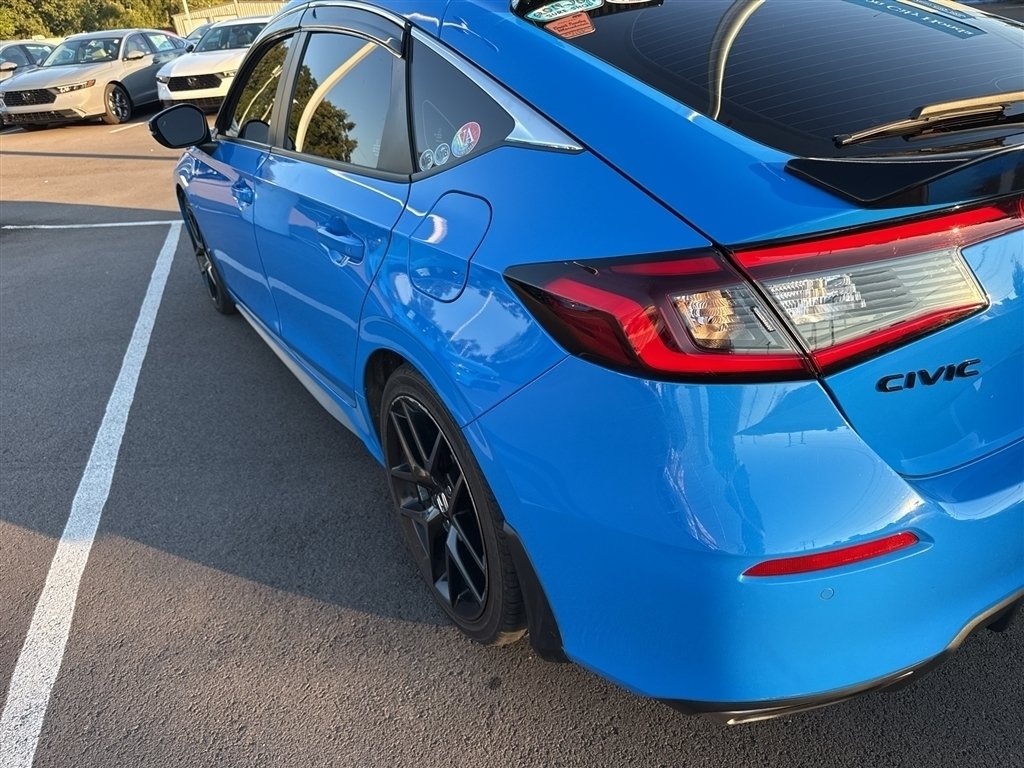 Used 2024  Honda Sport Touring image 9