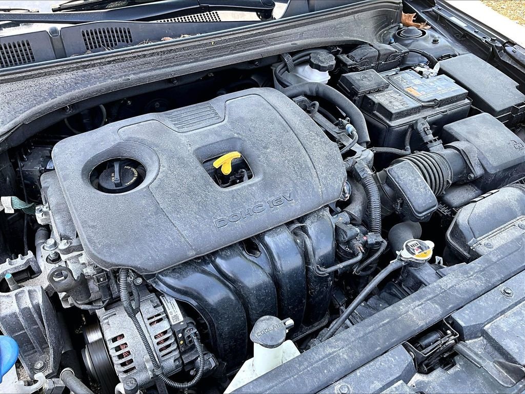 Used 2023 Gray Kia LXS image 32