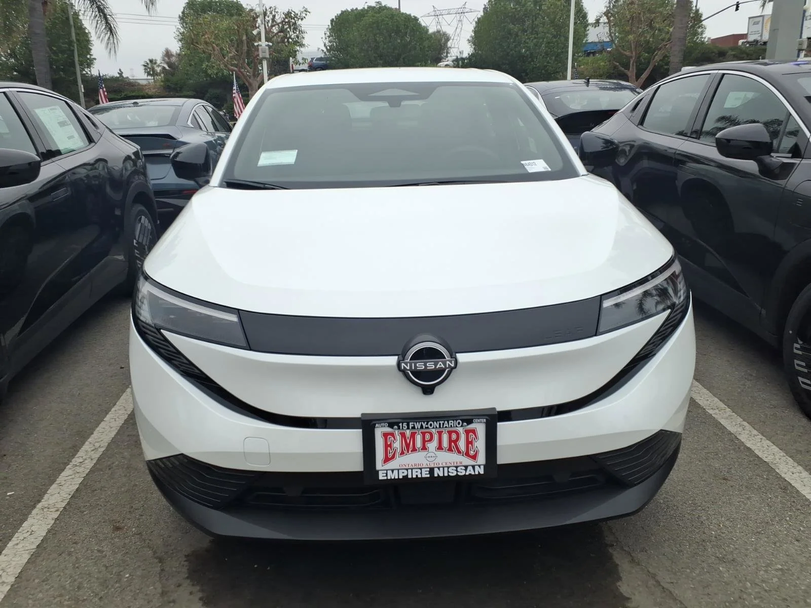 New 2026 Everest White Pearl TriCoat Nissan S+ image 3