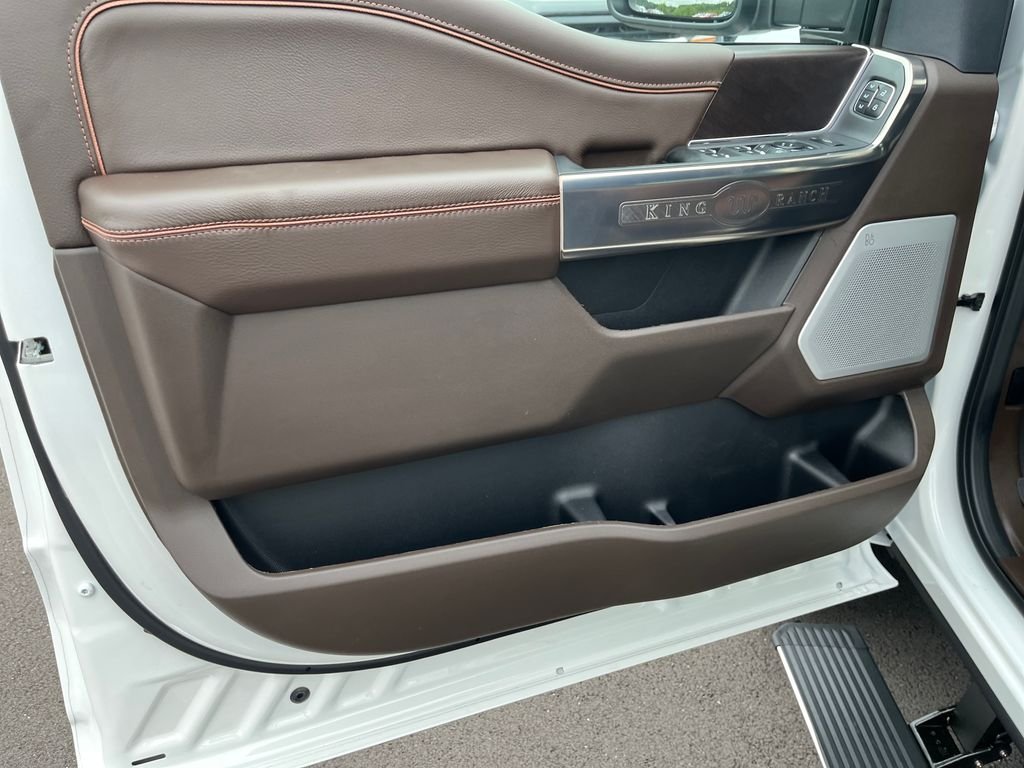 New 2026 Star White Metallic Tri-Coat Ford F-250® King Ranch® image 12