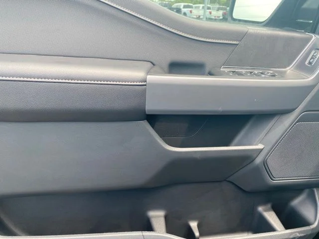 New 2026 Agate Black Metallic Ford XLT image 10