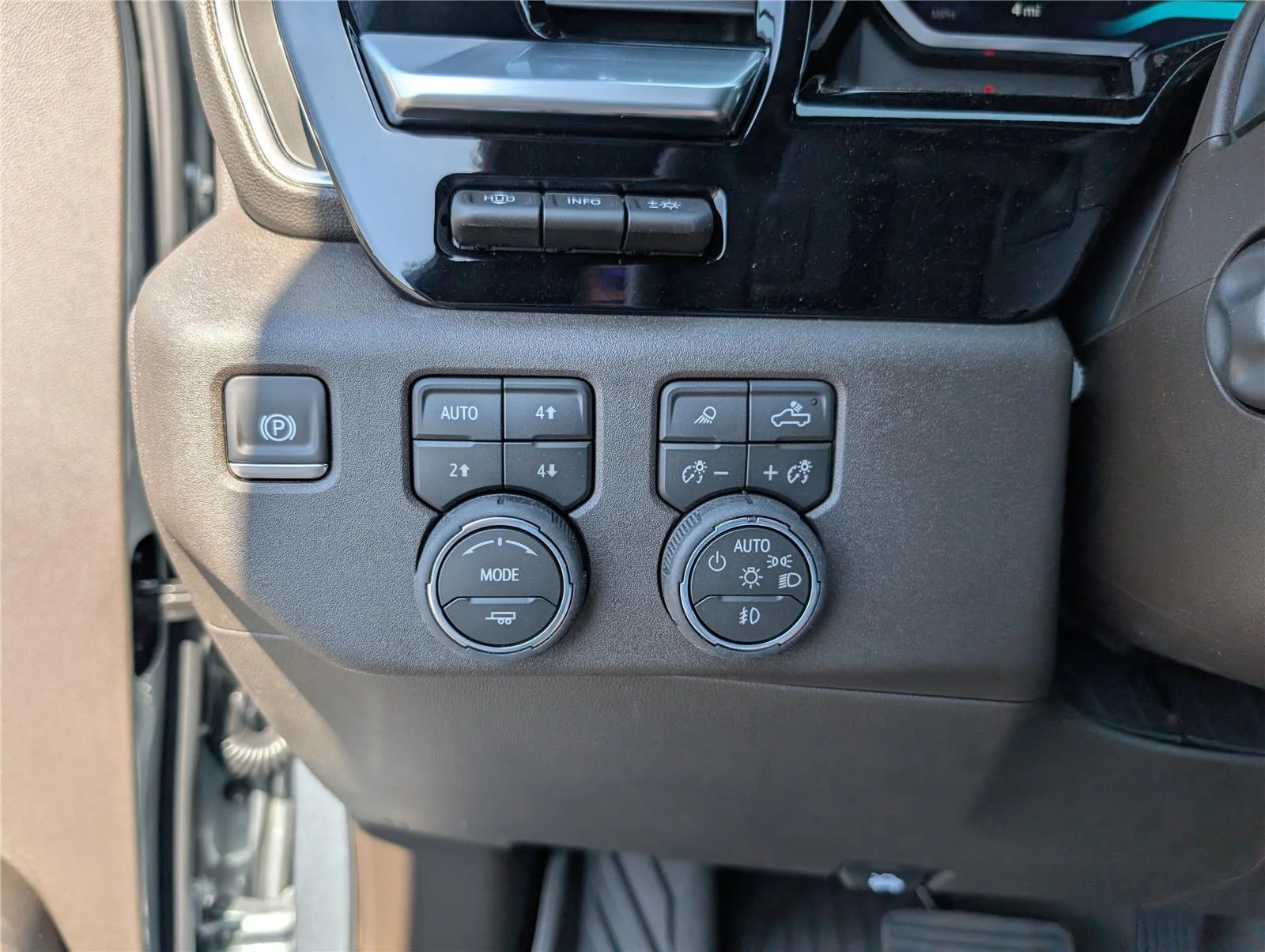 New 2026 Sterling Gray Metallic Chevrolet LTZ image 24