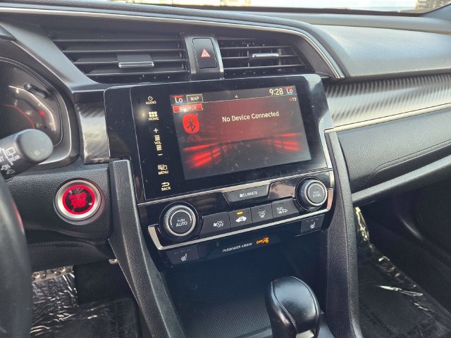 Used 2018  Honda Sport Touring image 18