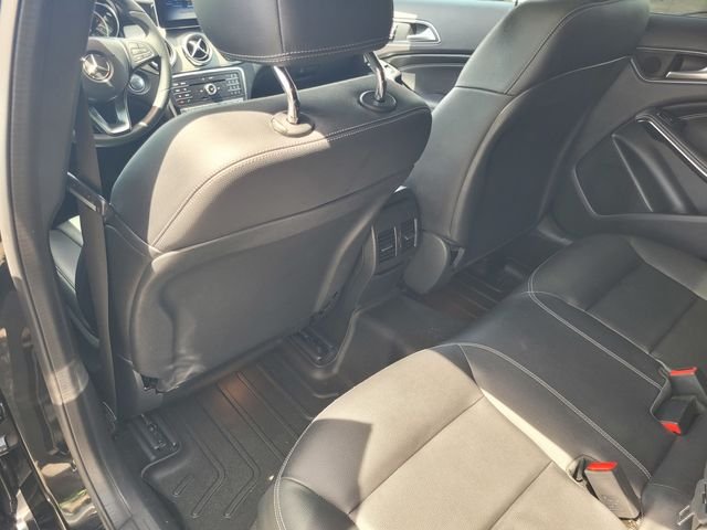 Used 2020 Black Mercedes-Benz GLA 250 image 14