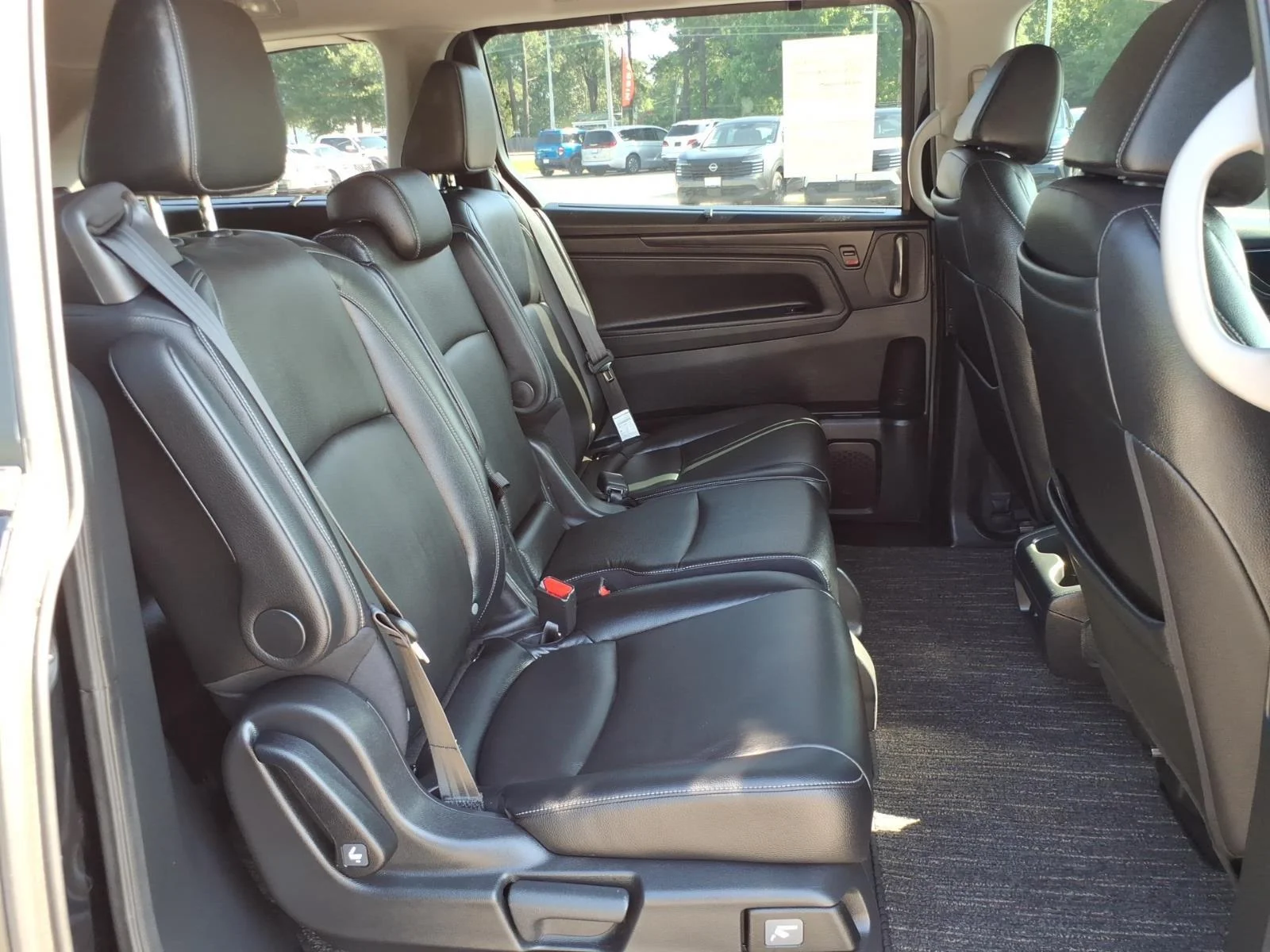 Used 2023 Crystal Black Pearl Honda Touring image 20