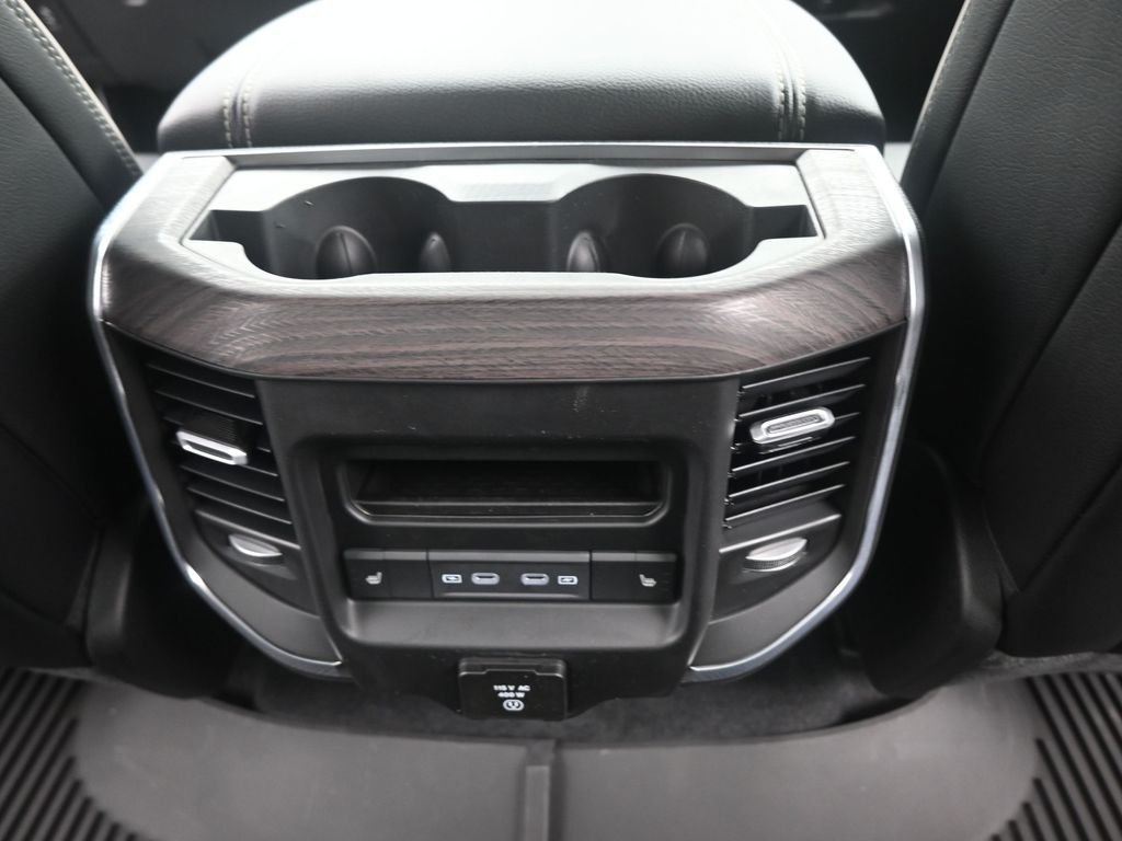 New 2026 Granite Crystal Metallic Clear-Coat Exterior Paint RAM Laramie image 24