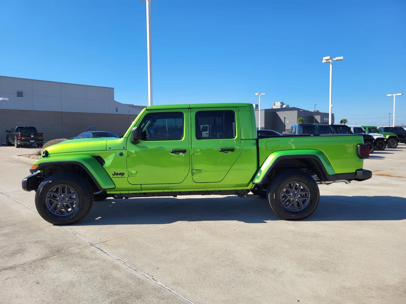 New 2025 Mojito Jeep Sport S image 2