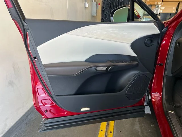 New 2026 Matador Red Mica Lexus 350h Luxury image 36
