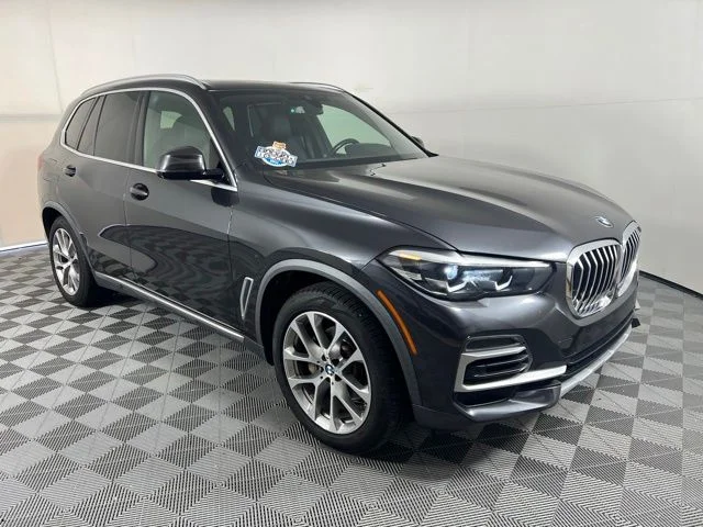 2022 BMW X5 sDrive40i's photo