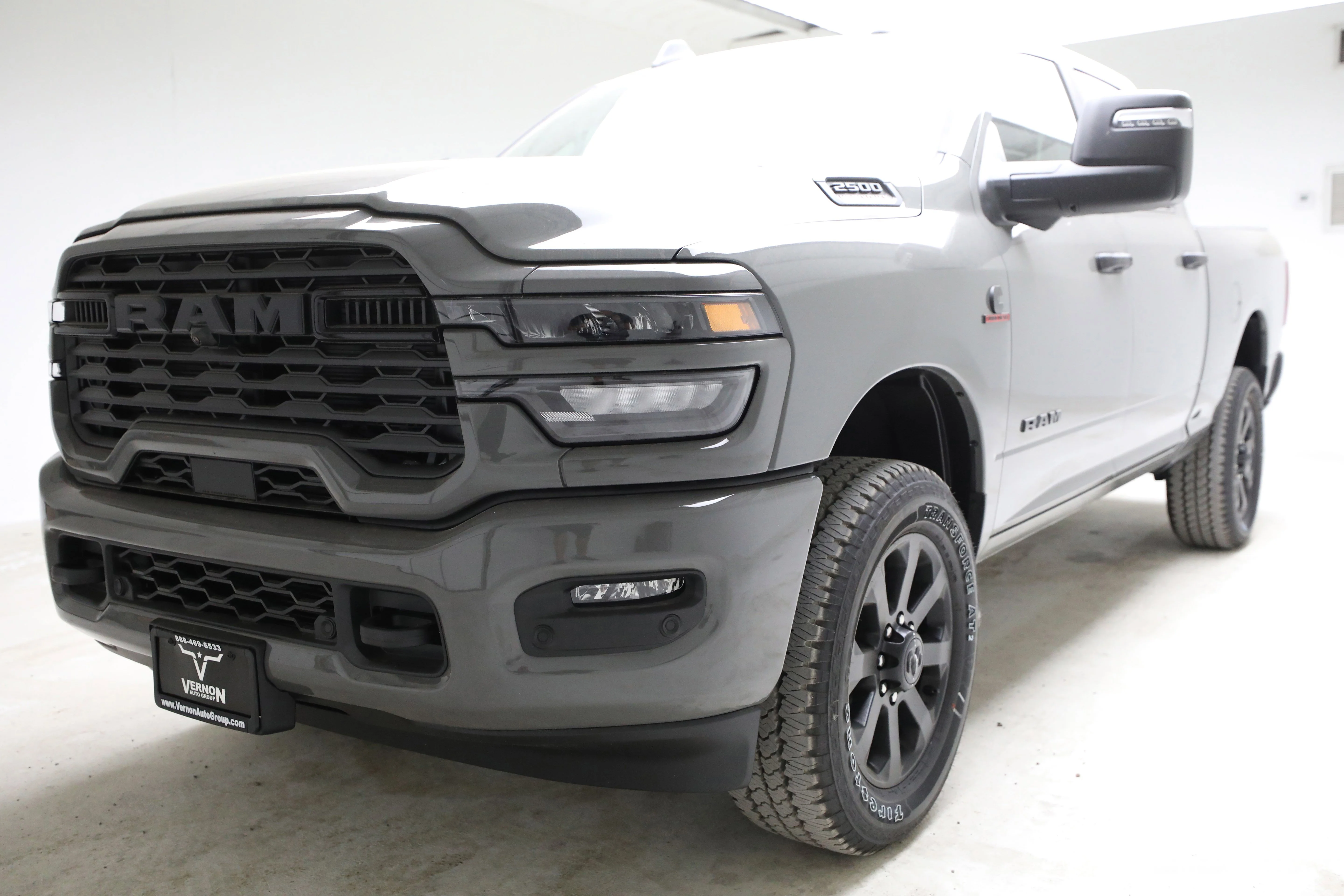 New 2026 Ram 2500 SLT Lonestar Night Edition Crew Cab 4x4