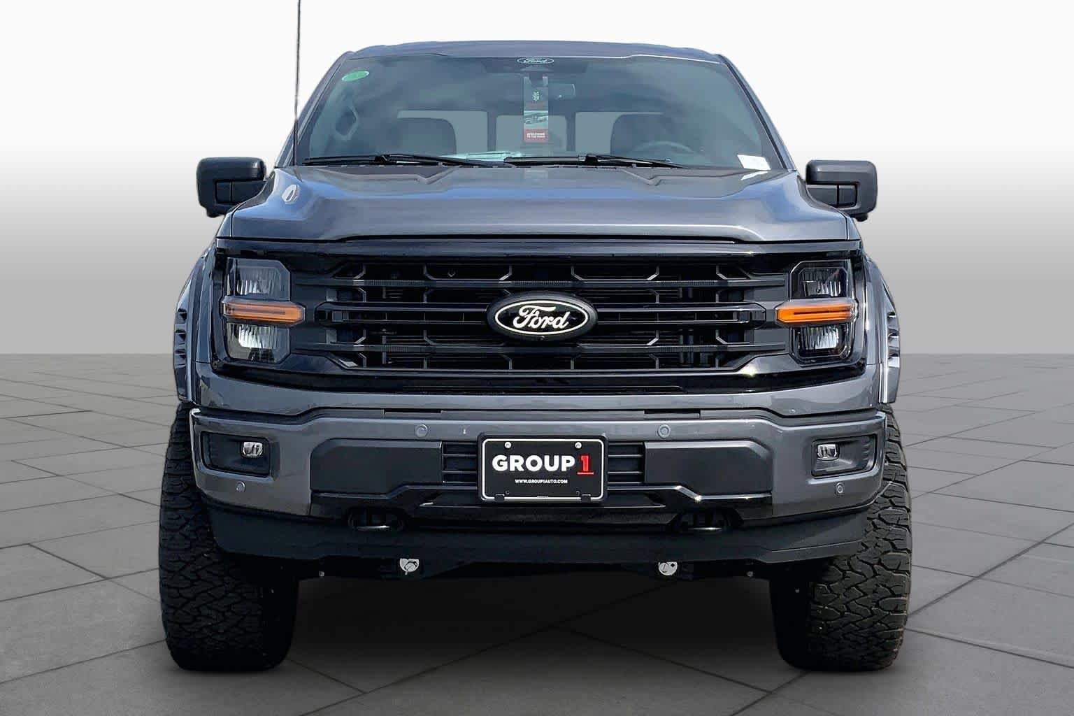 New 2026 Carbonized Gray Metallic Ford XLT image 3