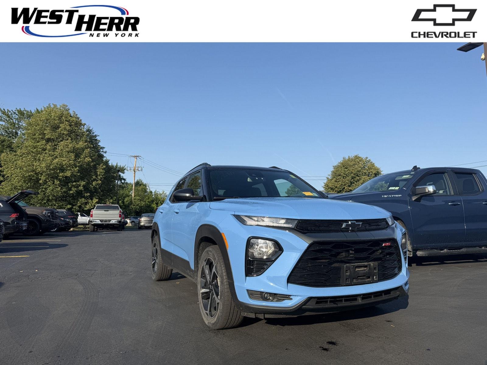Used 2023 Fountain Blue Chevrolet RS image 1
