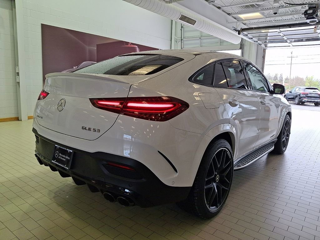 New 2026 MANUFAKTUR Moonlight White Metallic Mercedes-Benz GLE 53 AMG® image 35