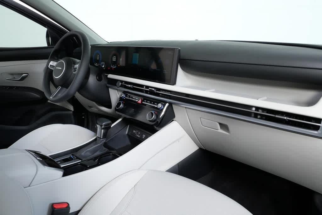 New 2026 Phantom Black Hyundai SEL FWD image 19